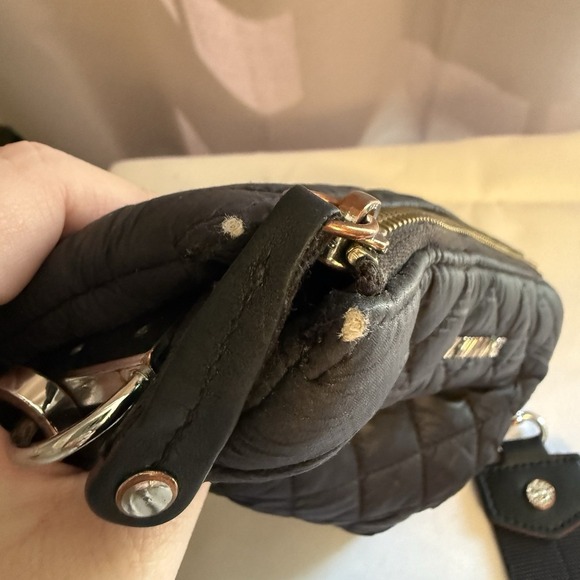 MZ WALLACE Pippa Black Quilted Zip Crossbody Bag Purse 3 Adjustable Straps - Picture 8 of 16